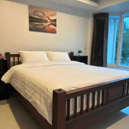 Apartamento Chris Jay @ Cnx Chiang Mai Exterior foto