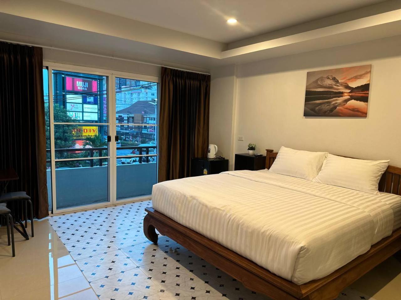 Apartamento Chris Jay @ Cnx Chiang Mai Exterior foto