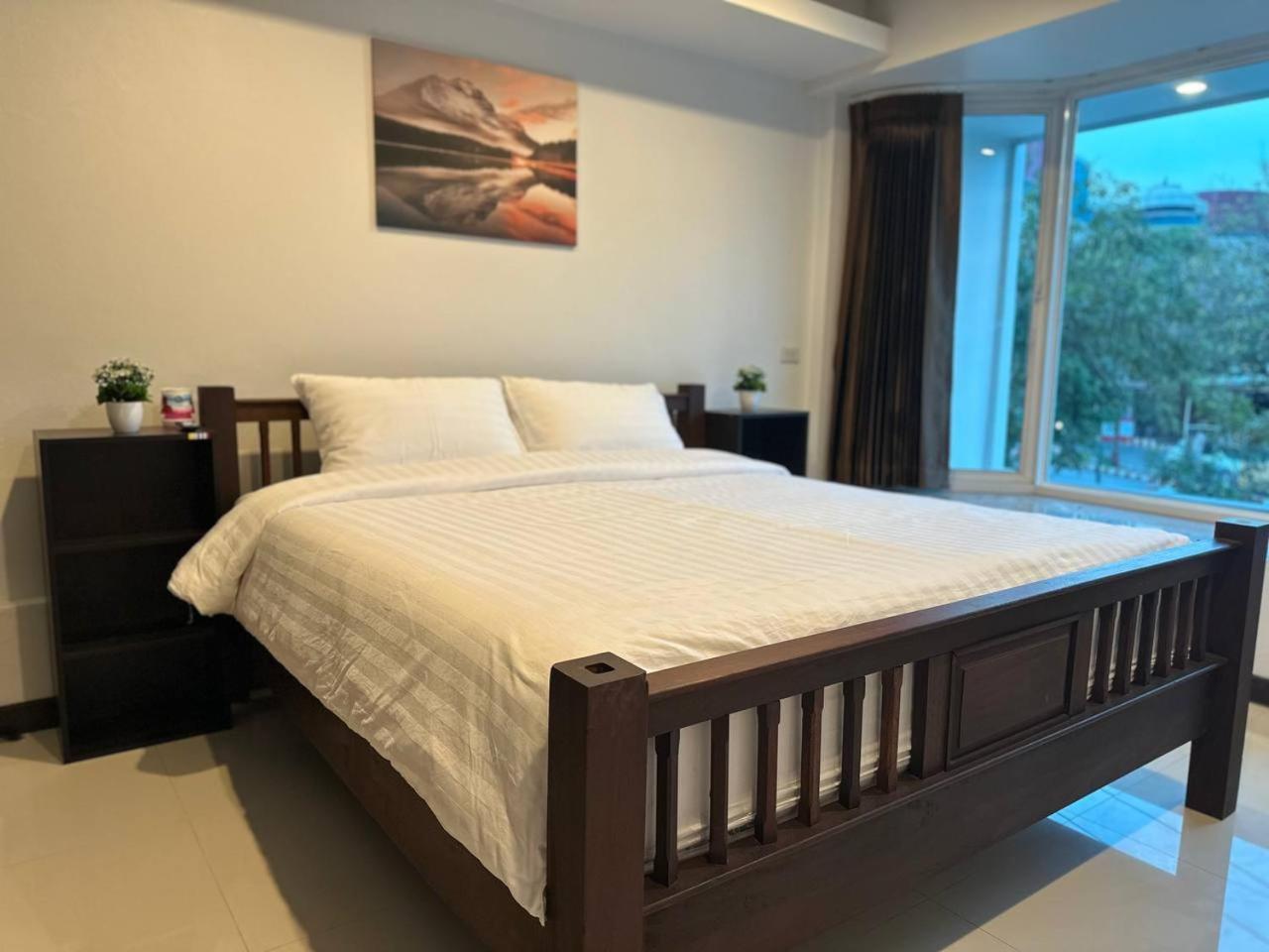 Apartamento Chris Jay @ Cnx Chiang Mai Exterior foto